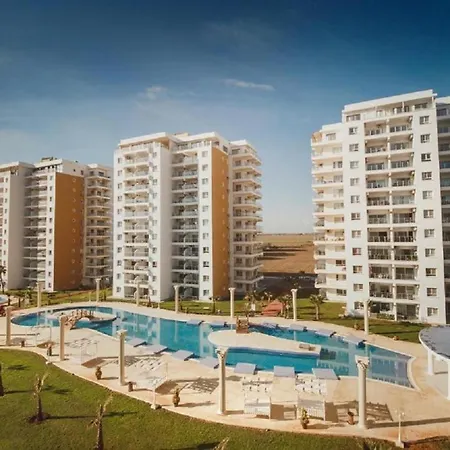 Spartacus Pool In Caesar & Апартаменты *
